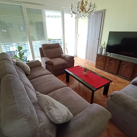 Sunshine Apartment