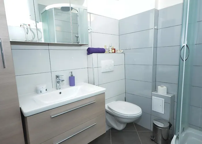 Sunshine Apartment *