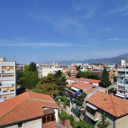 Sunshine Apartament *